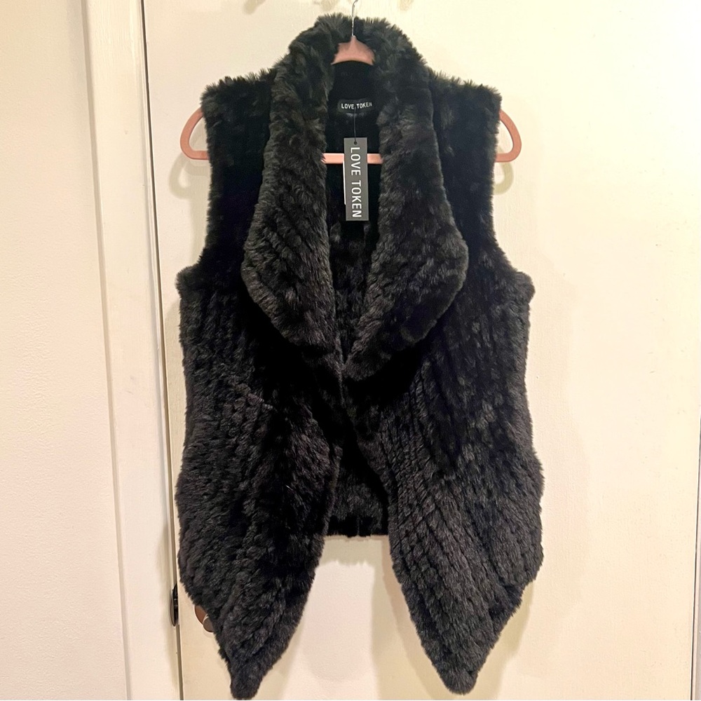 Love Token Amy Vest - NWT - Black - SZ Medium - Picture 7 of 14